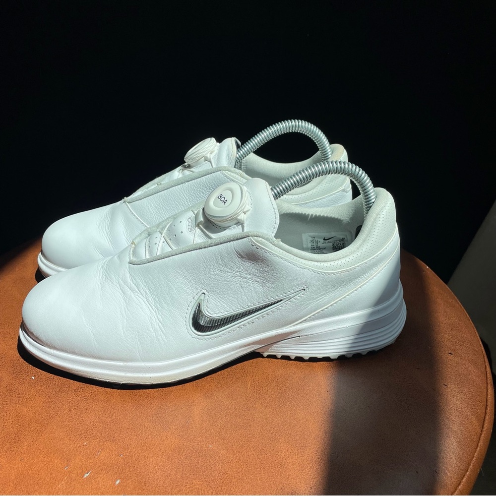 Nike Golf Victory Tour 4 Size 6 Men’s 7.5 Womens White Golf Shoes